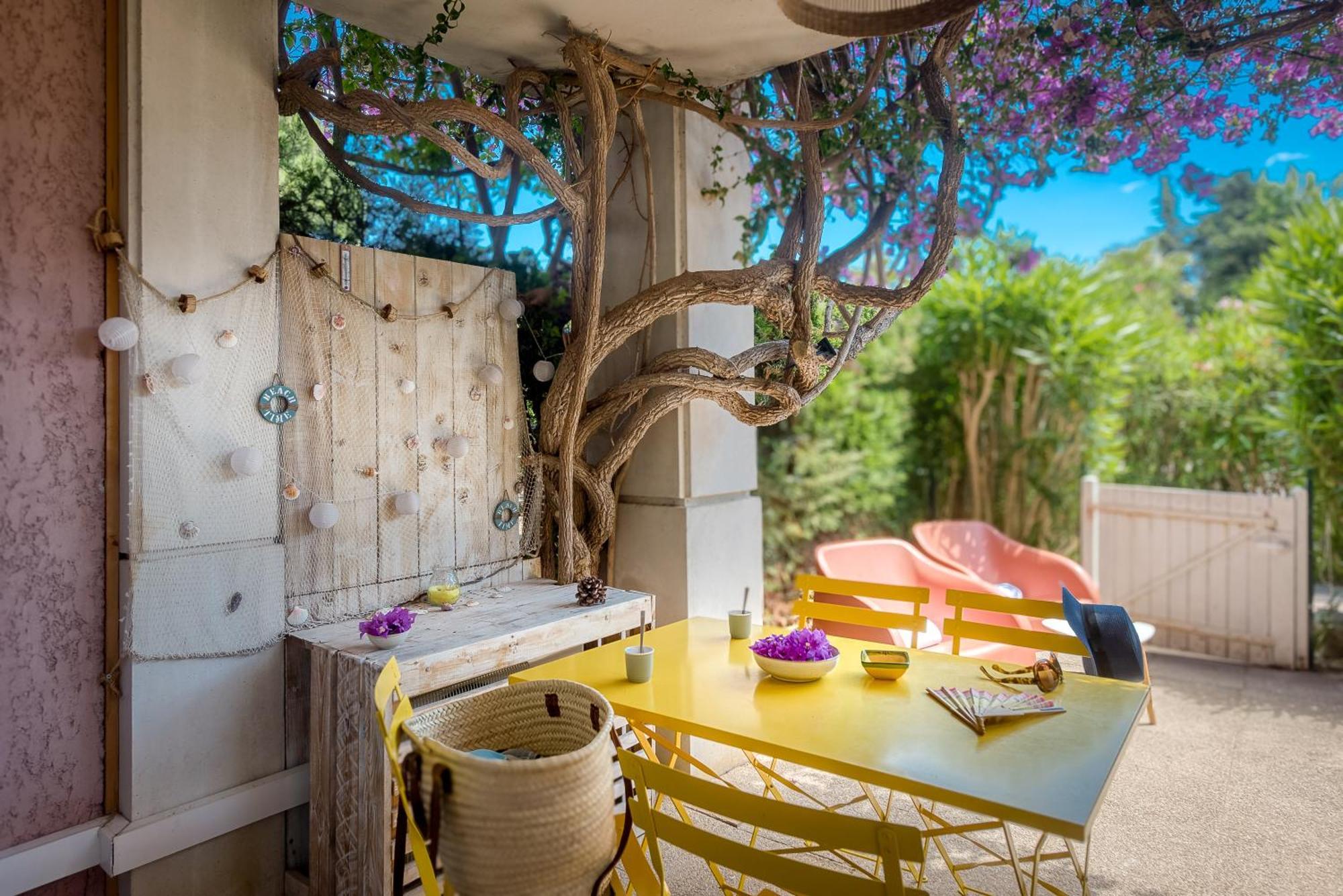 Le Lavandou "Cavaliere" -Rez De Jardin Bord De Mer , Atom Exteriér fotografie